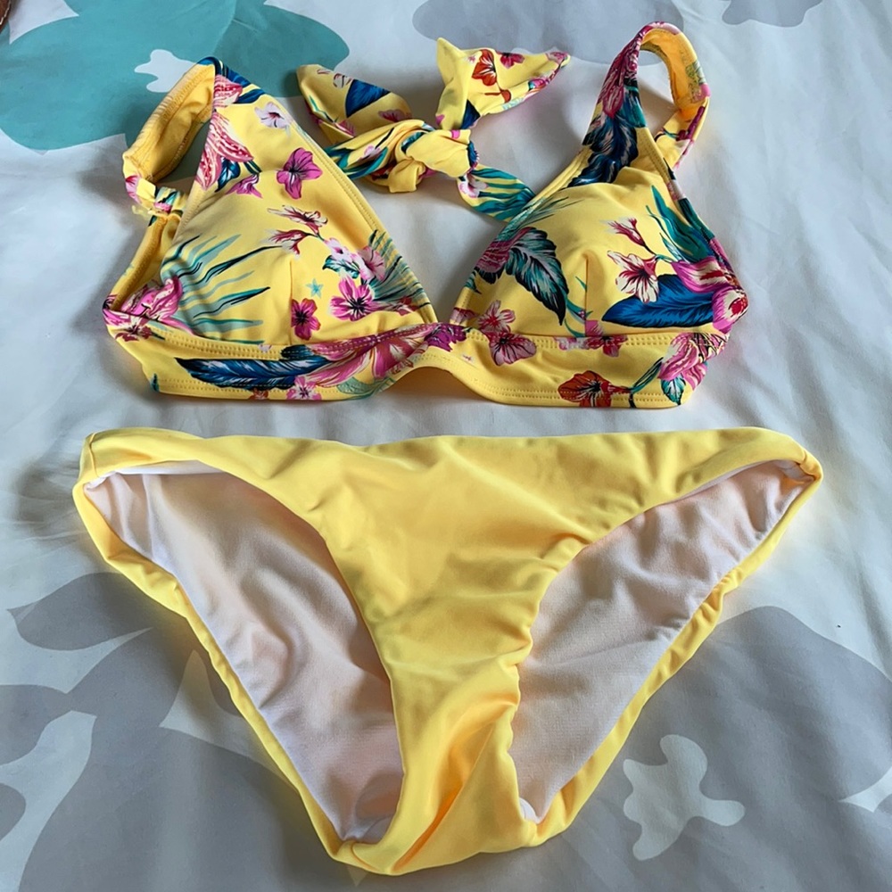 New 2 piece swimsuit